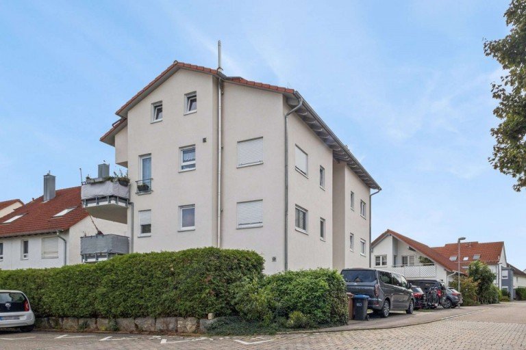 Au�enansicht Vaihingen an der Enz Wohnung Gro�z�gige 4-Zimmer-Maisonettewohnung mit zwei B�dern und gro�em Balkon in begehrter Lage