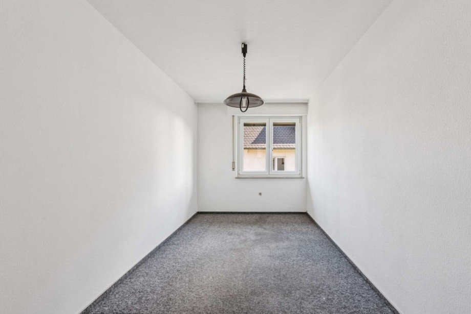 Zimmer OG Mehrfamilienhaus Ludwigsburg