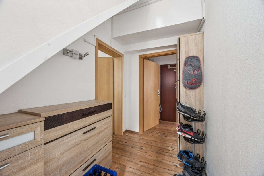 Dachgeschoss-Flur Wohn- / Gesch�ftshaus Vaihingen an der Enz