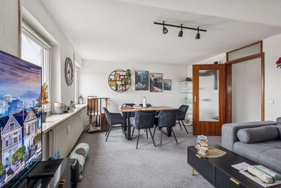 Ess- und Wohnbereich Mehrfamilienhaus Wiernsheim
